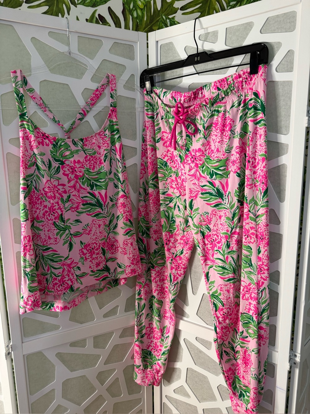 Lilly Pulitzer Pink & koalal 2pc set  Pajama Set